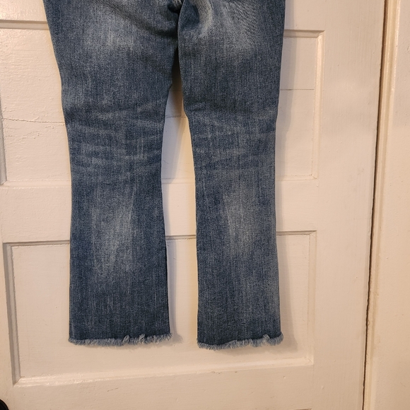 DL1961 Jeans, Lara Instasculpt Cropped Flare Jeans Front Seam, Pintuck Sz 29 EUC - Picture 10 of 16